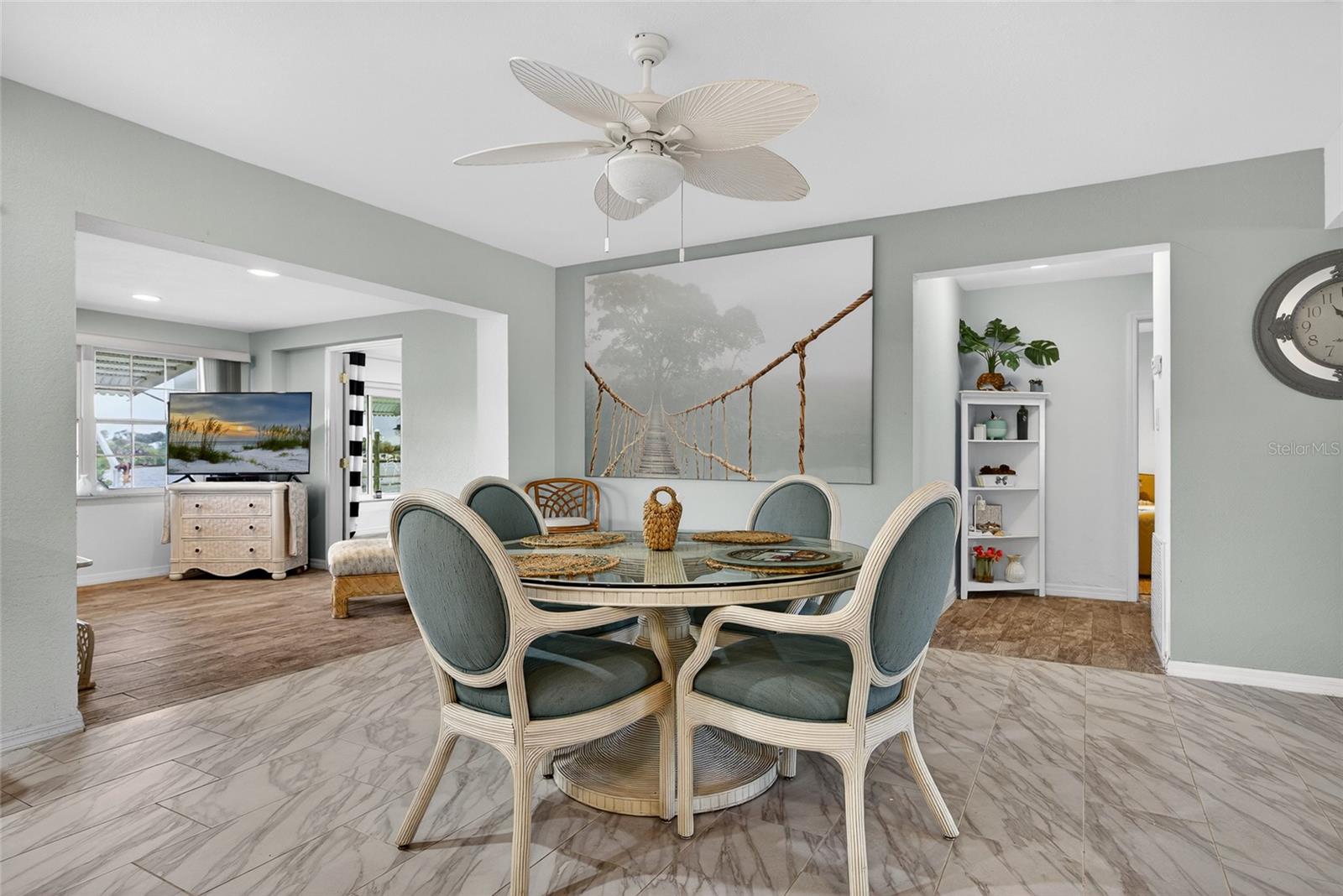 Image 12 of 38 For 226 Spring Lake Boulevard Nw