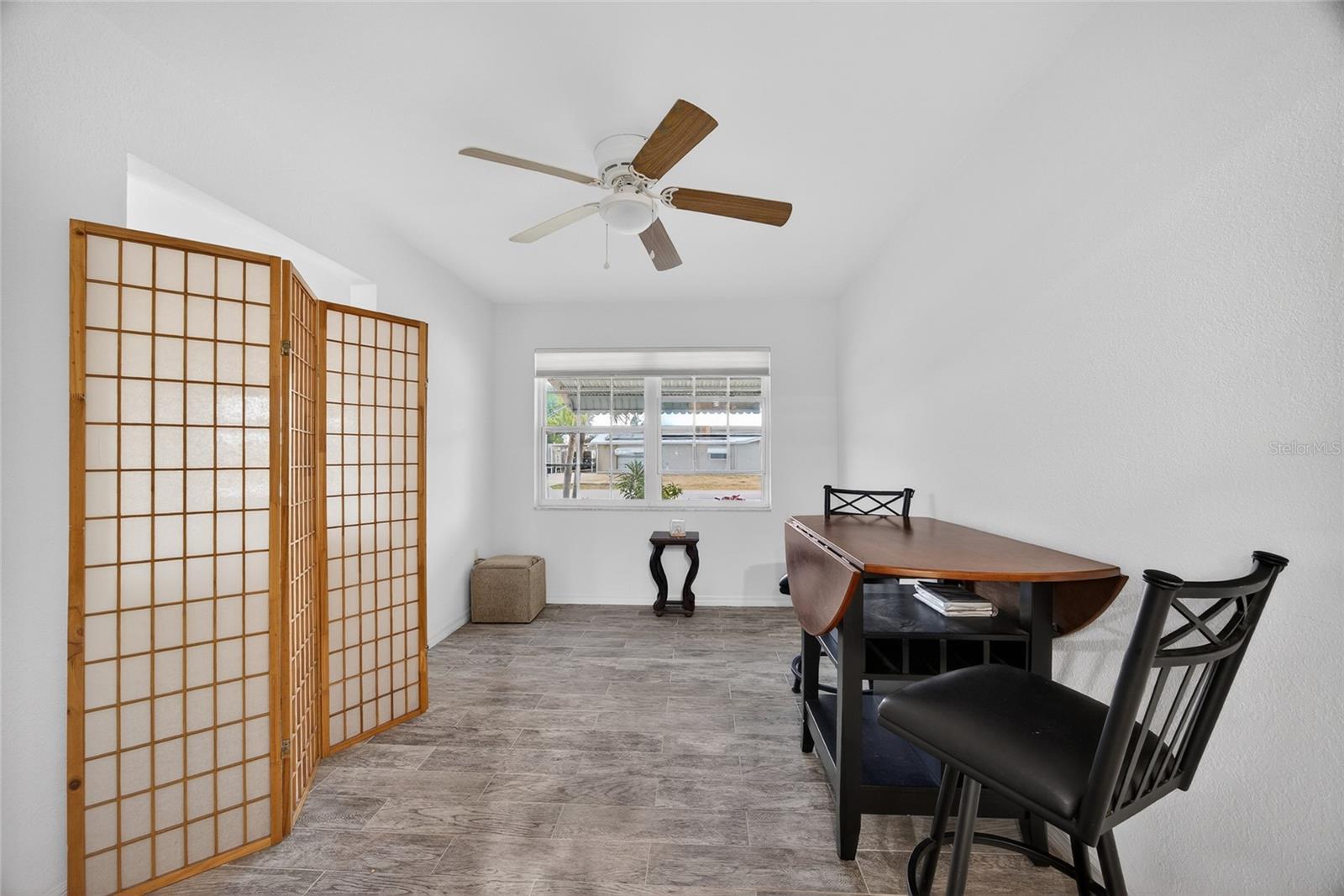 Image 13 of 38 For 226 Spring Lake Boulevard Nw