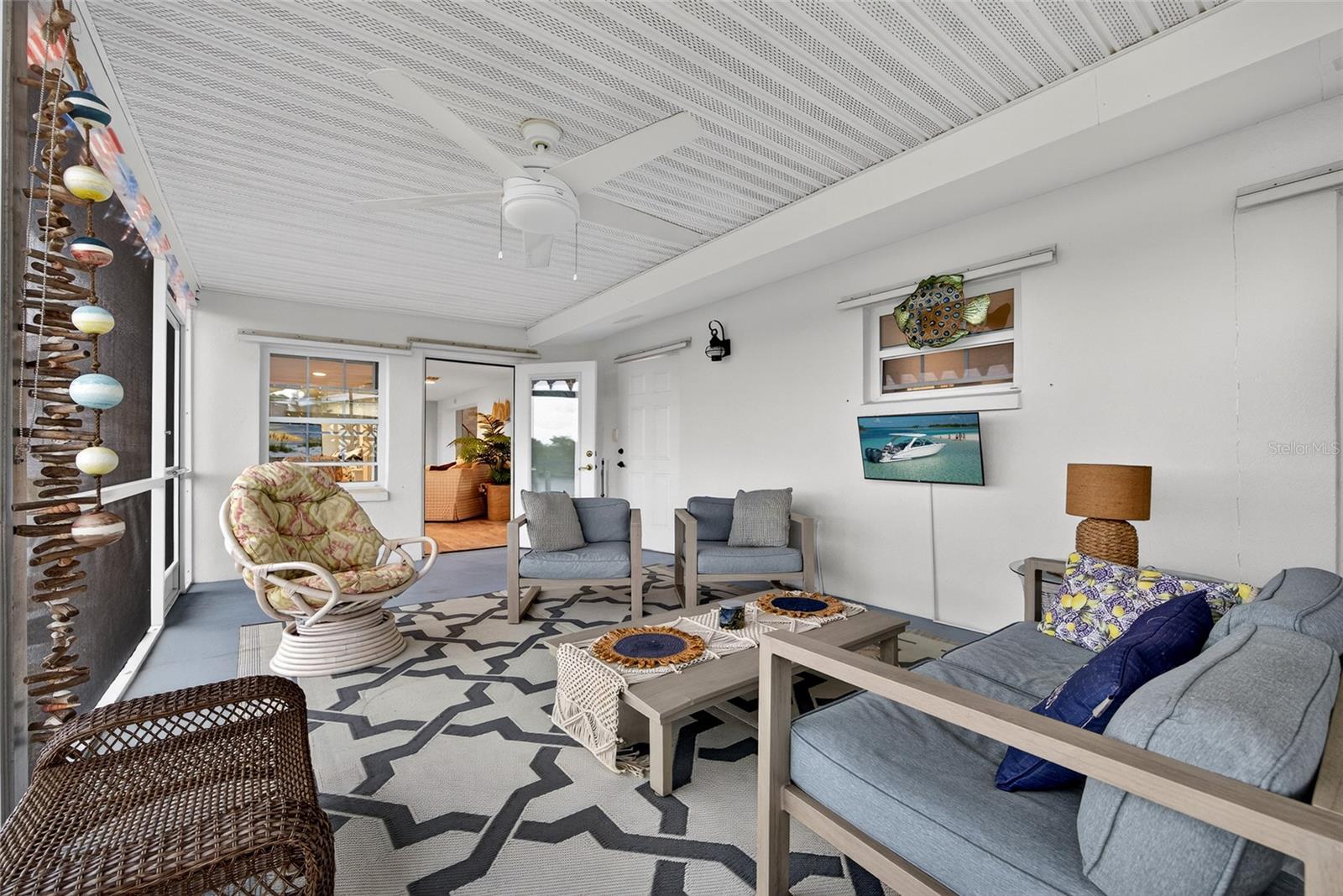 Image 27 of 38 For 226 Spring Lake Boulevard Nw