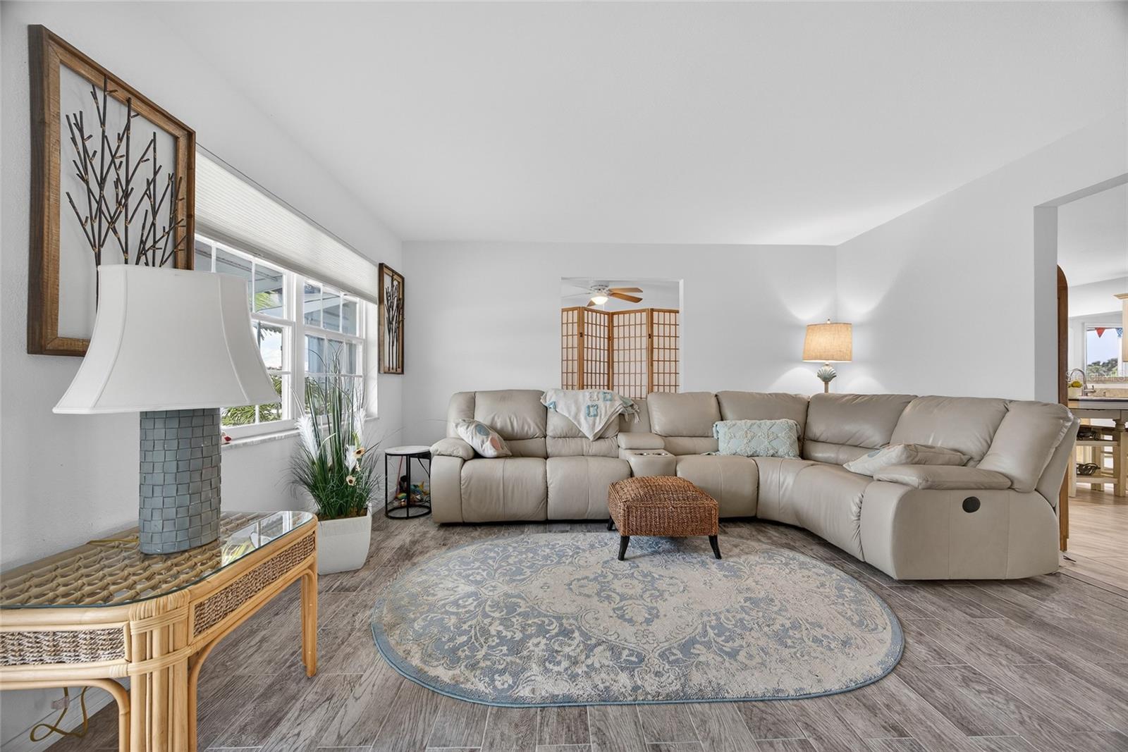 Image 5 of 38 For 226 Spring Lake Boulevard Nw