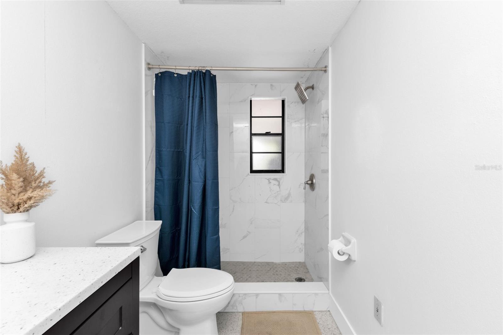 Image 15 of 67 For 21499 Sheldon Avenue