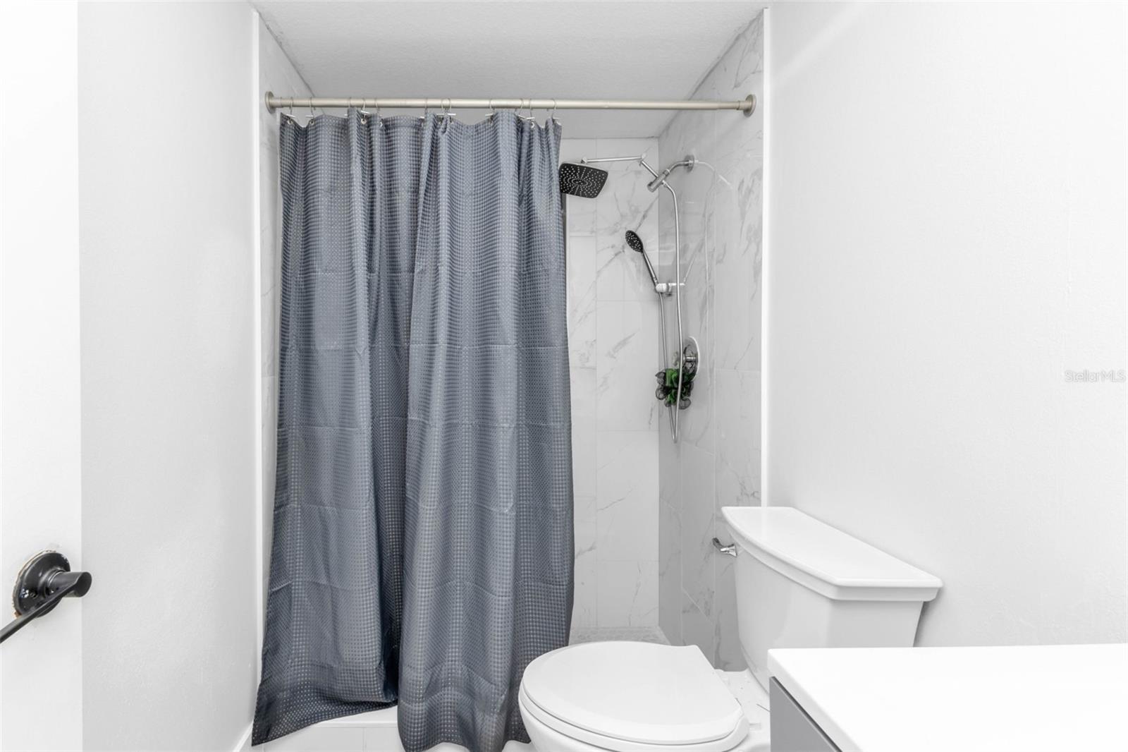 Image 19 of 67 For 21499 Sheldon Avenue