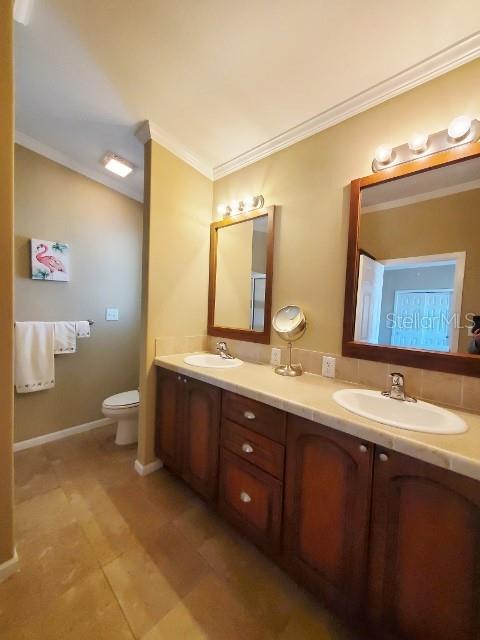 Image 29 of 52 For 29200 Jones Loop Road 718