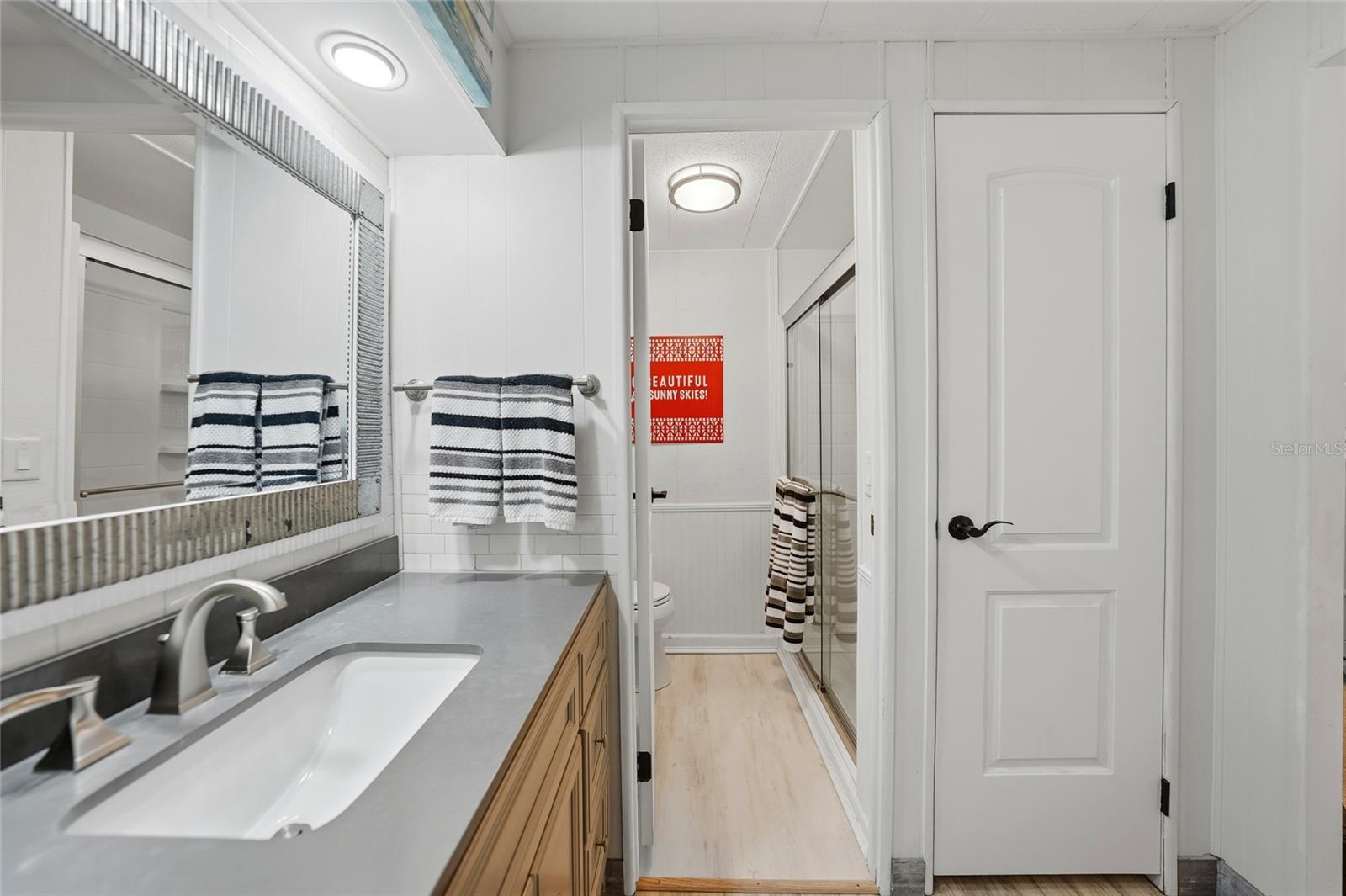 Image 20 of 60 For 12011 Sunlite Street