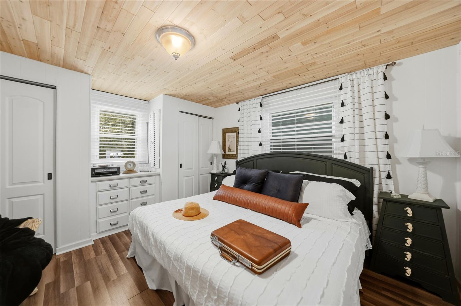 Image 22 of 60 For 12011 Sunlite Street