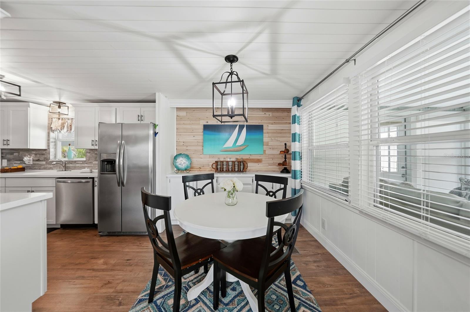 Image 6 of 60 For 12011 Sunlite Street