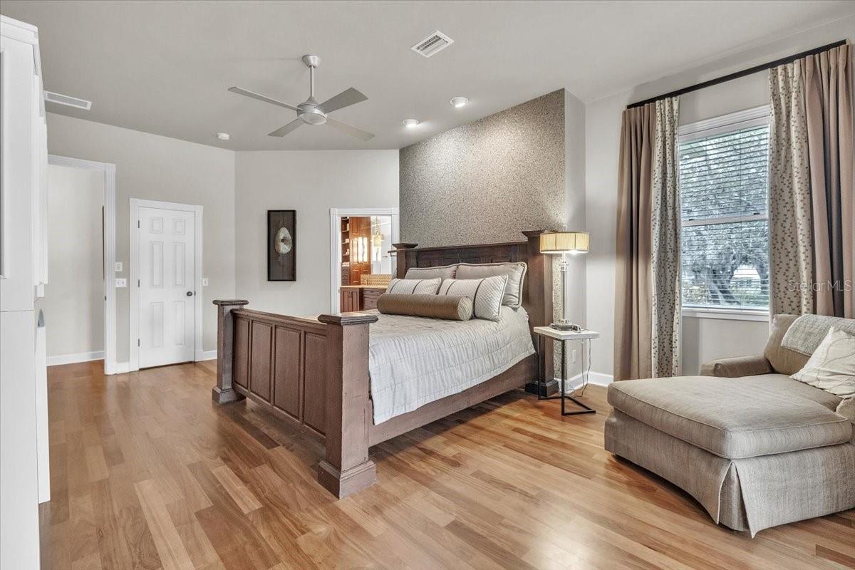 Image 18 of 51 For 3850 Acline Road