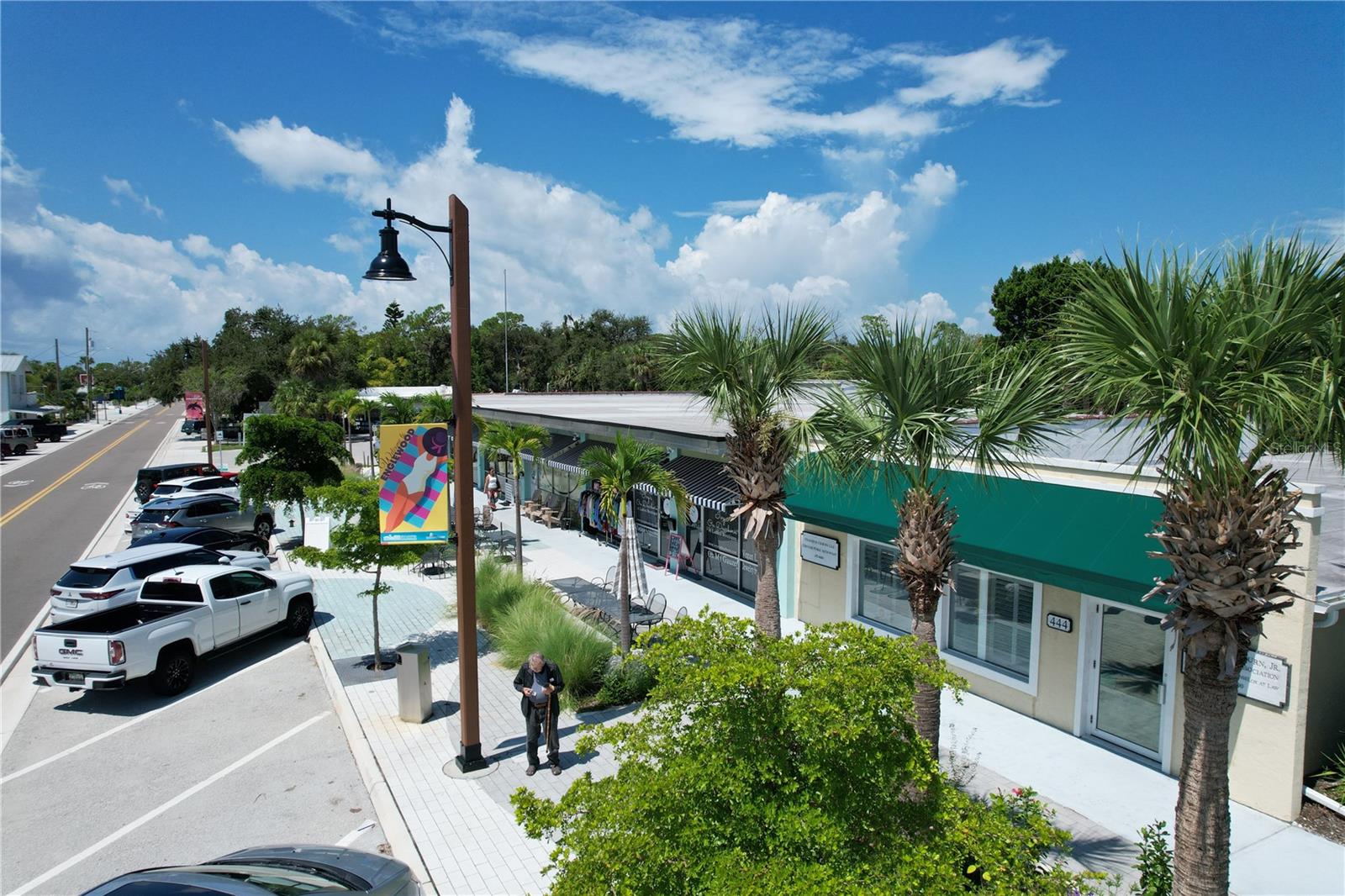 Image 13 of 18 For 82 Wentworth Street