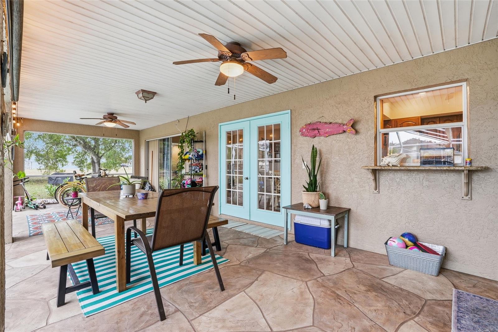 Listing photo id 22 for 195 Uruguay Drive