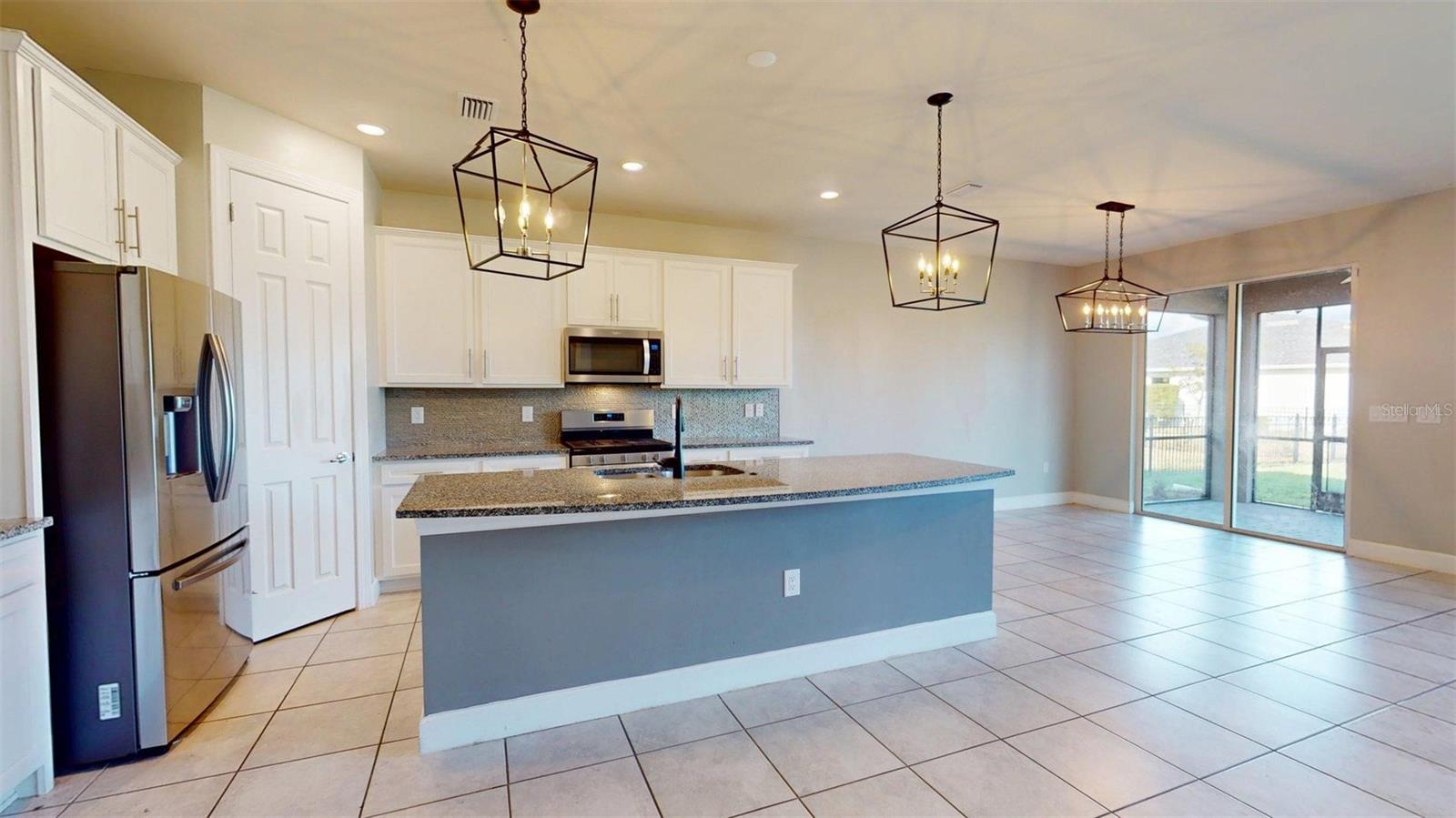 Image 6 of 46 For 16129 Bluestem Lane