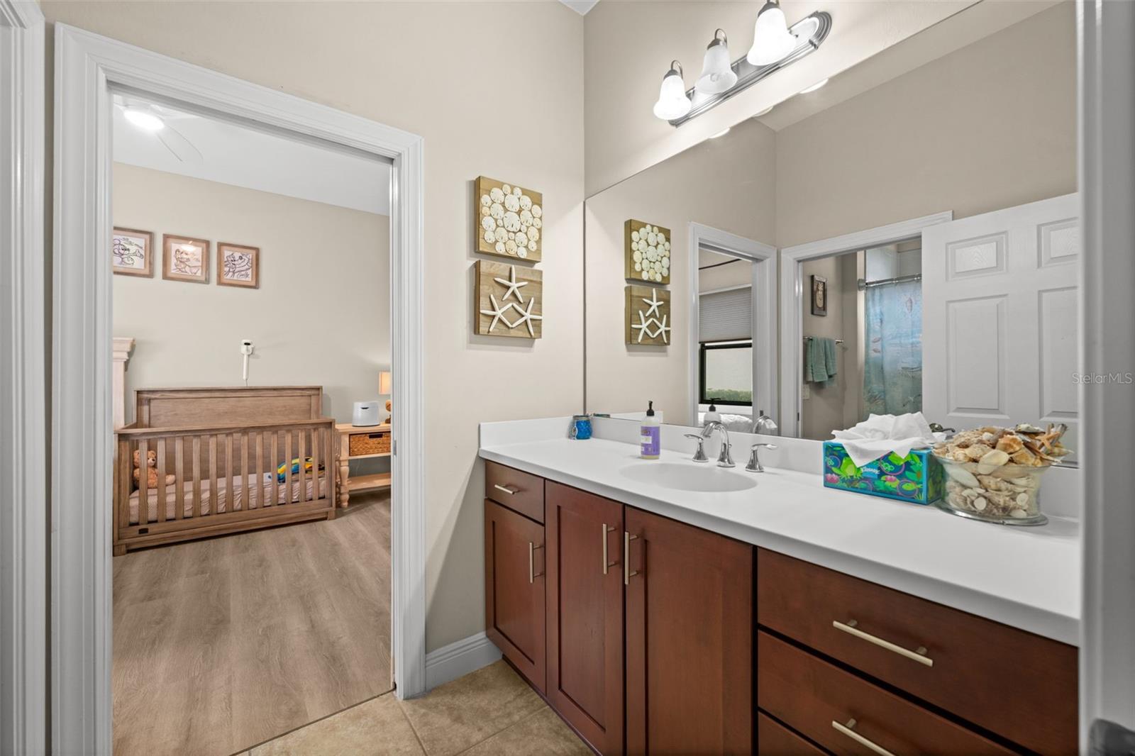 Image 15 of 65 For 10275 Ashbrook Court