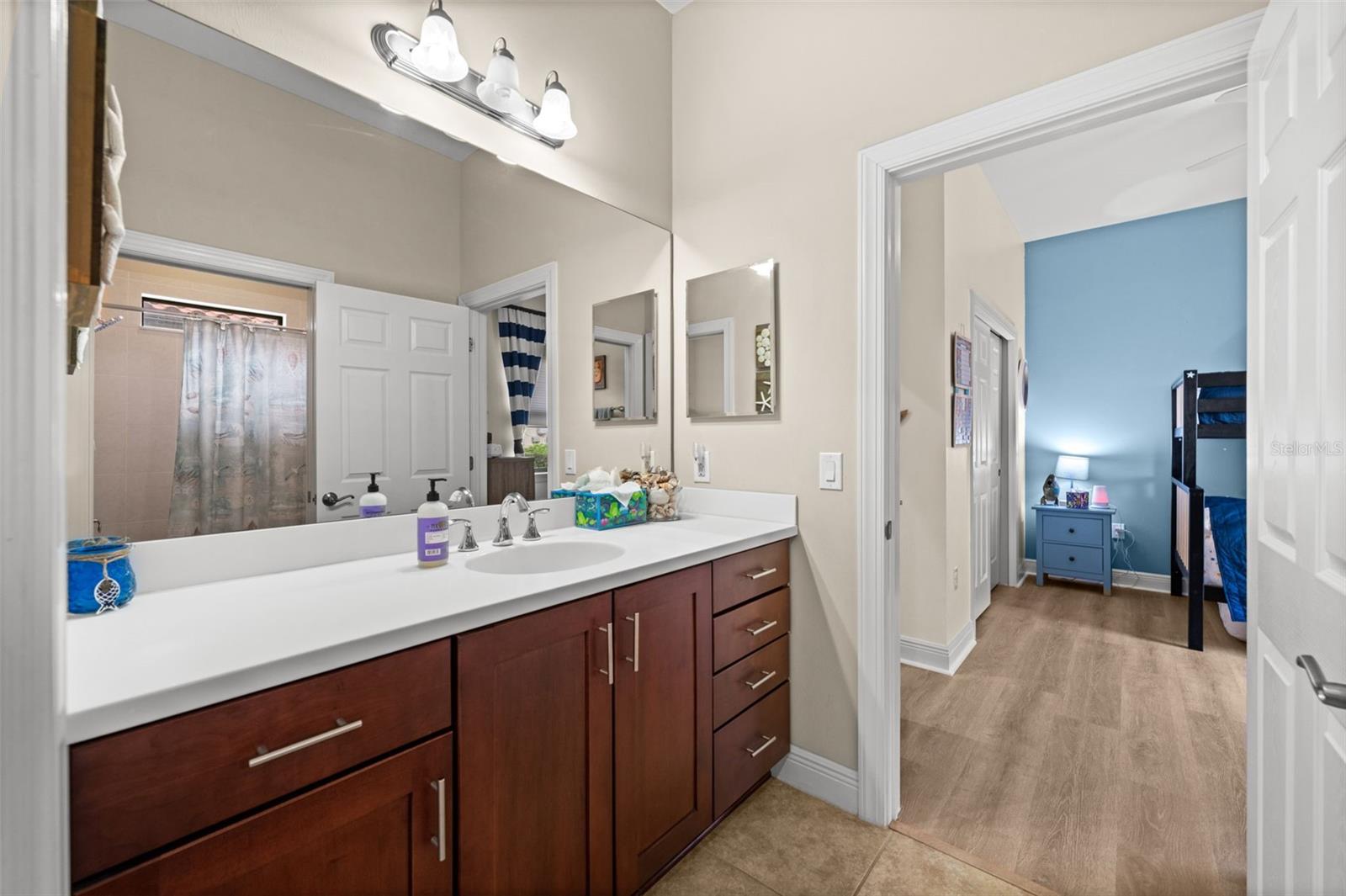 Image 16 of 65 For 10275 Ashbrook Court