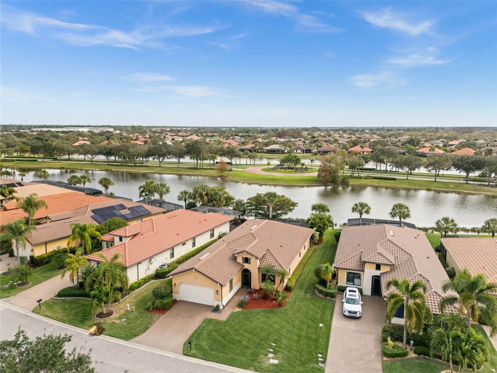 Image 35 of 65 For 10275 Ashbrook Court