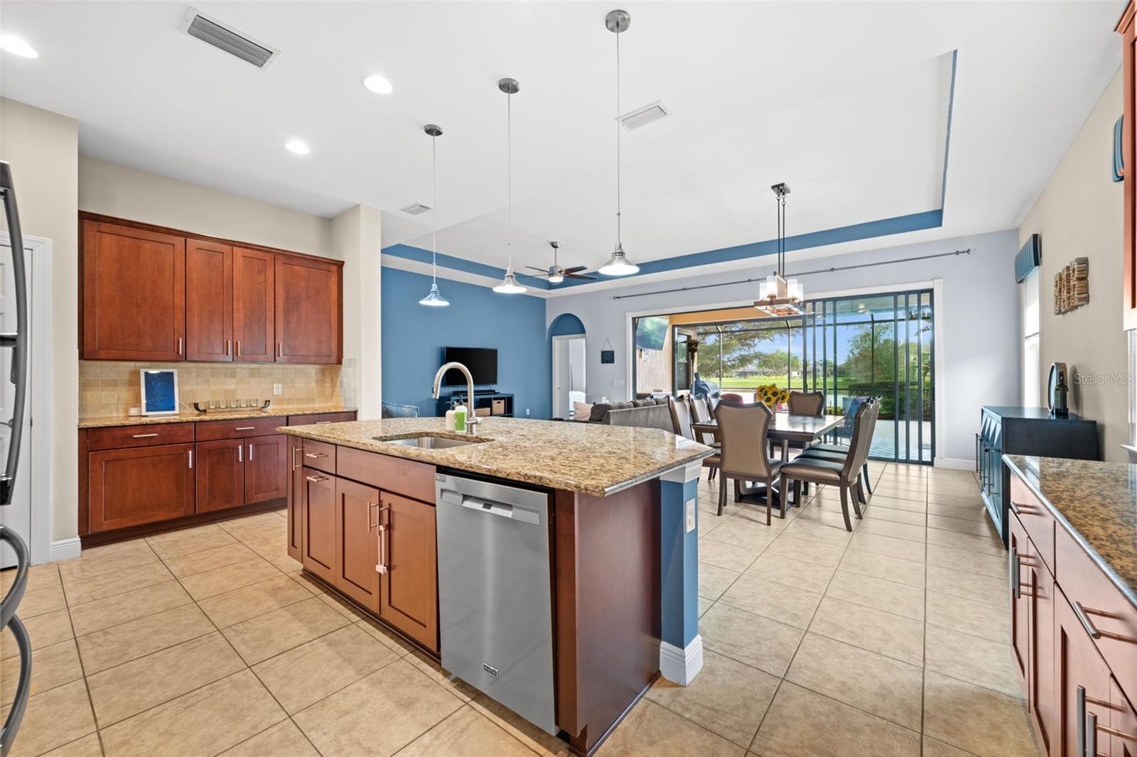 Image 7 of 65 For 10275 Ashbrook Court