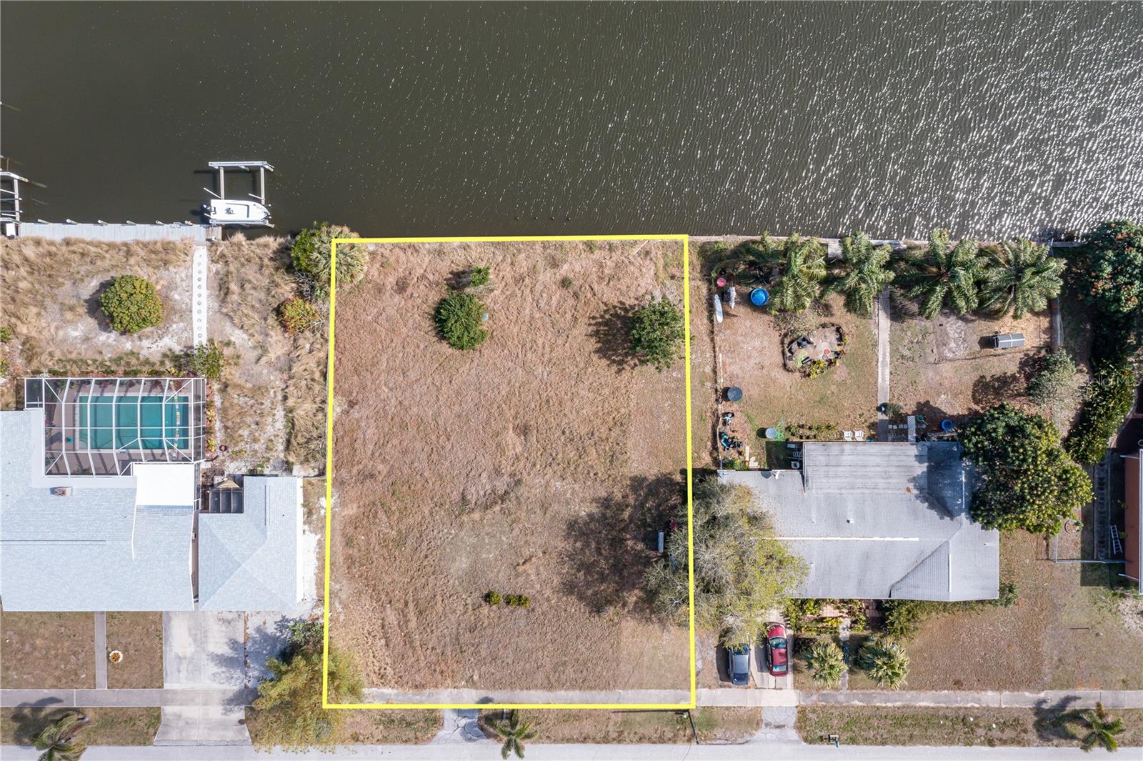 Image 9 of 14 For 109 Baldwin Court Se