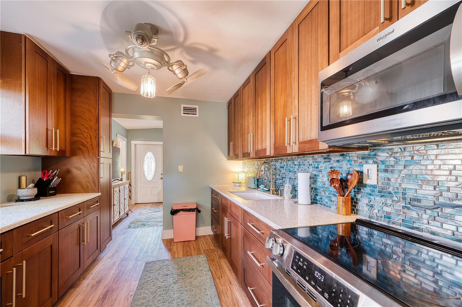 Image 10 of 48 For 1027 Coral Ridge Drive