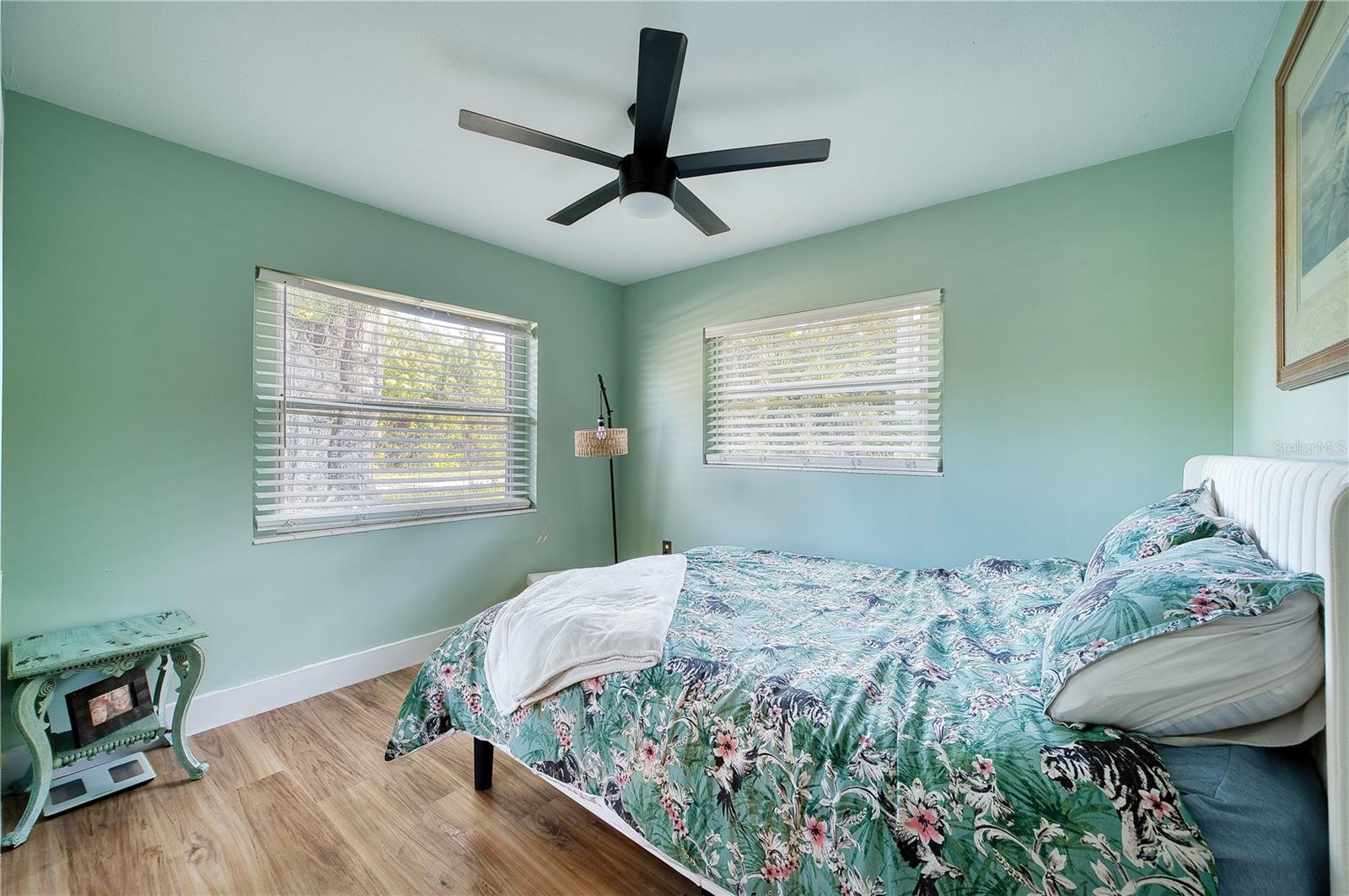 Image 19 of 48 For 1027 Coral Ridge Drive