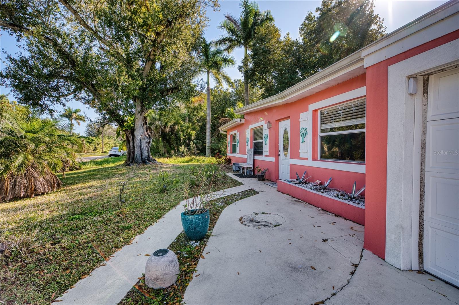 Image 5 of 48 For 1027 Coral Ridge Drive