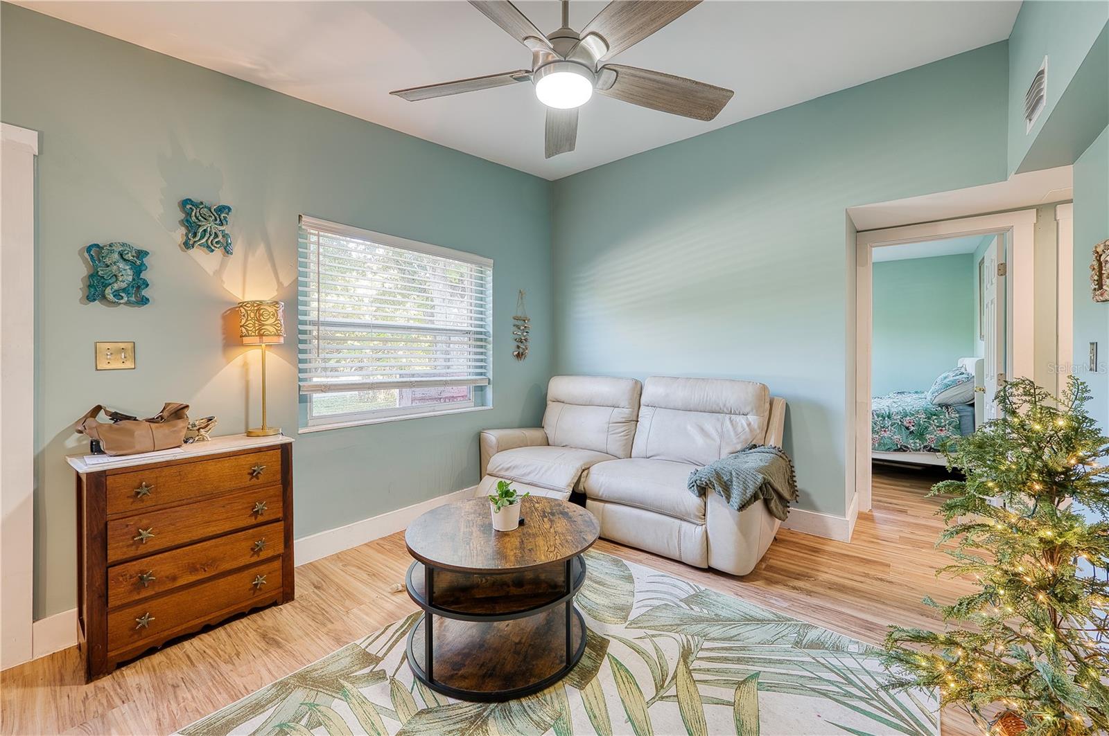 Image 9 of 48 For 1027 Coral Ridge Drive