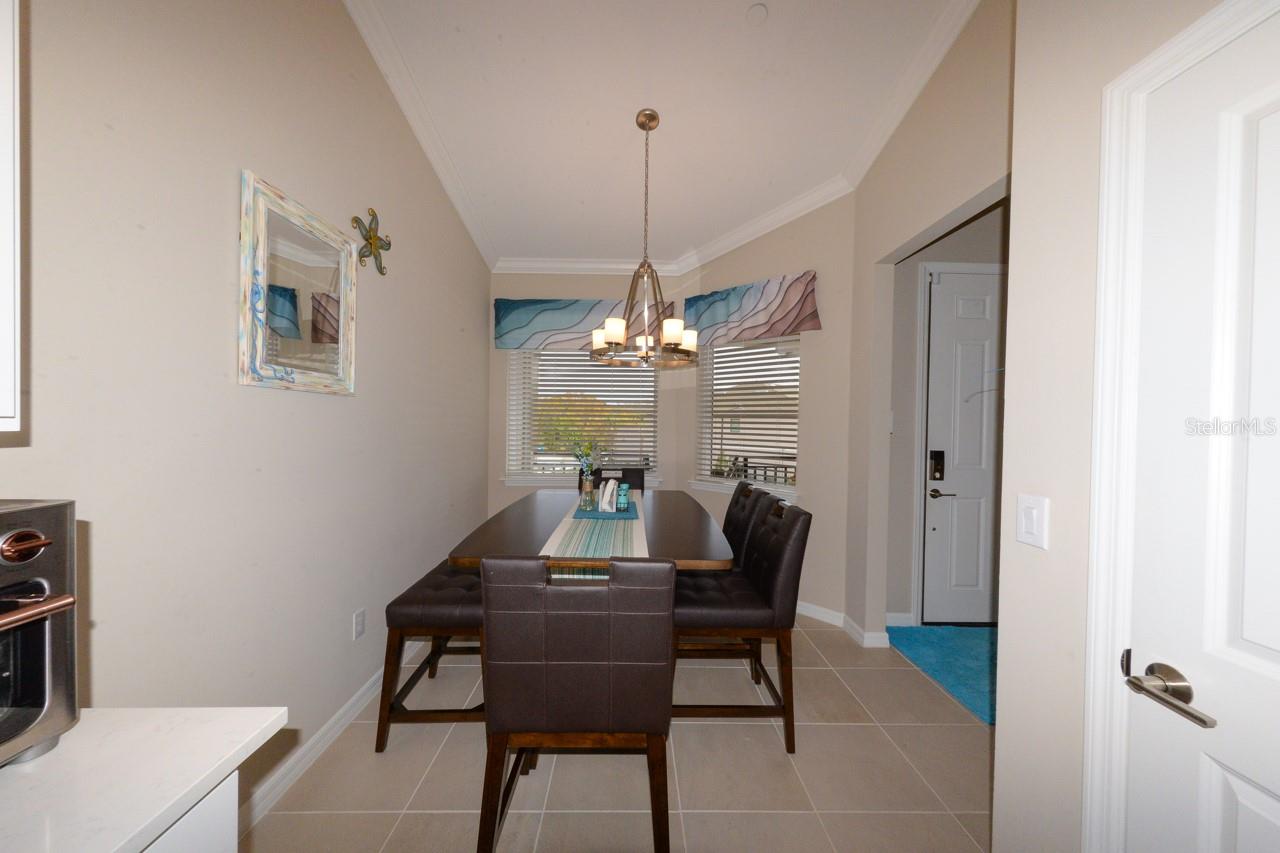 Image 11 of 42 For 23853 Collina Way 201