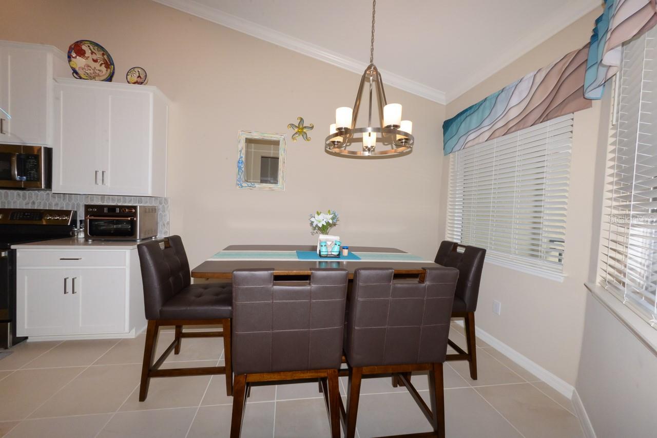 Image 12 of 42 For 23853 Collina Way 201