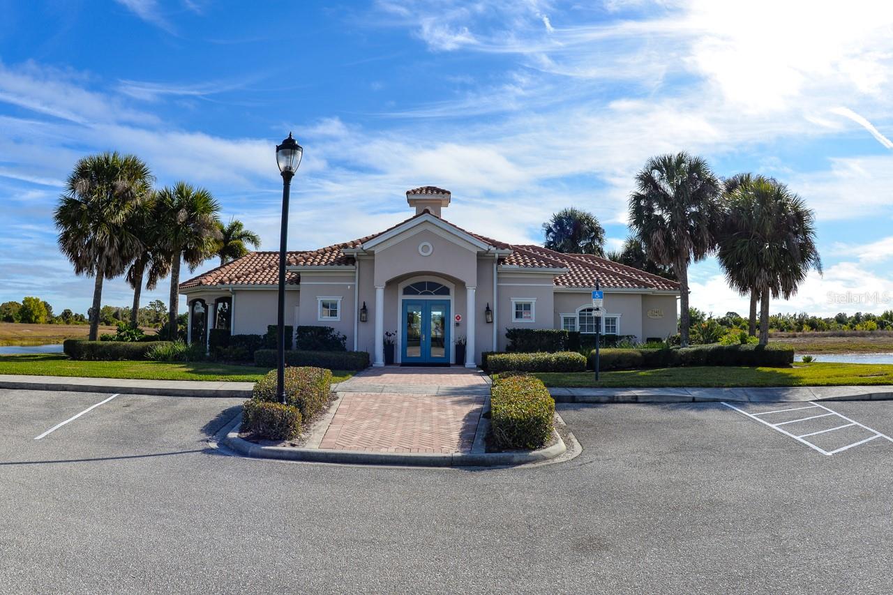 Image 32 of 42 For 23853 Collina Way 201