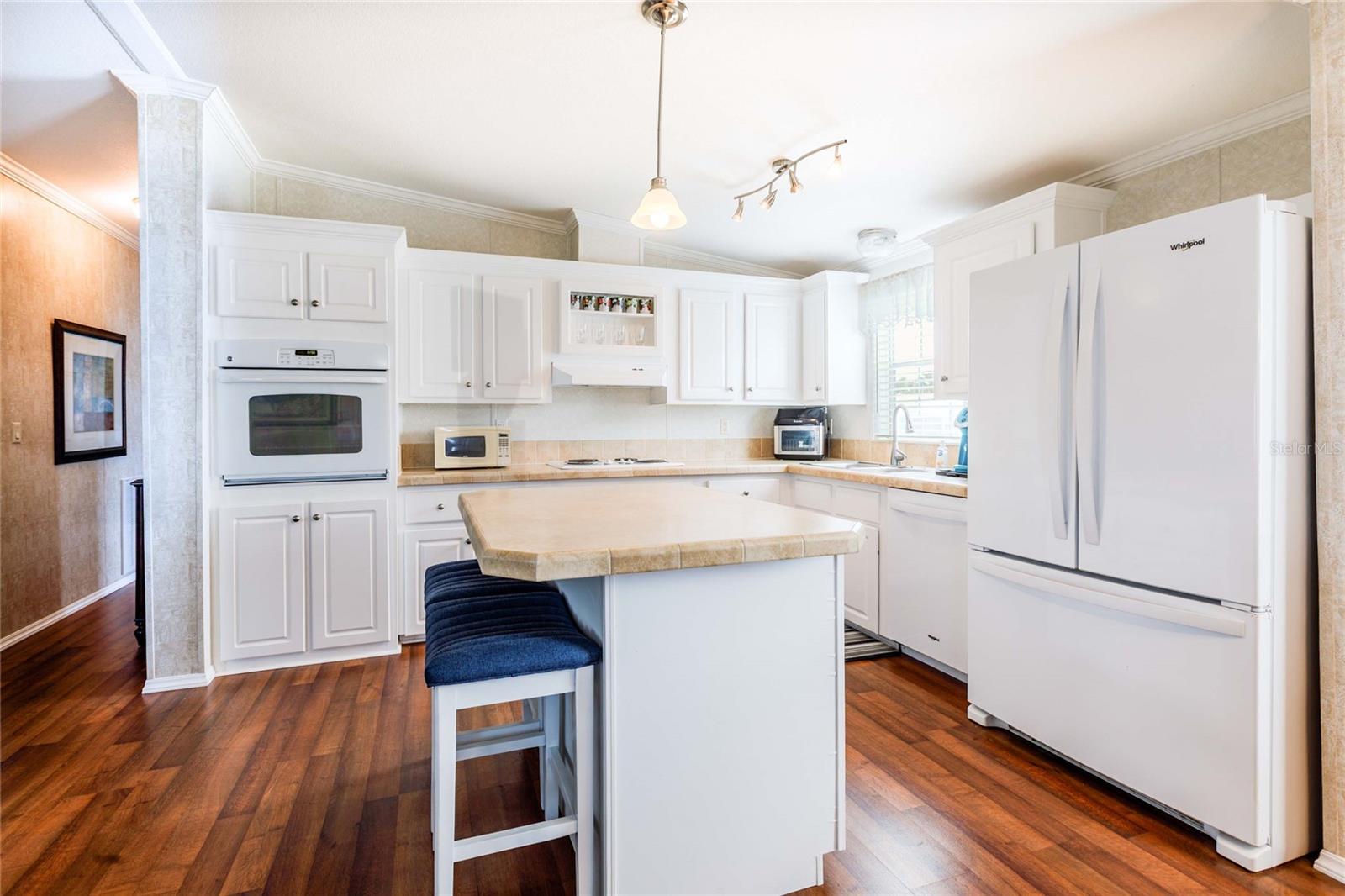 Image 5 of 62 For 2100 Kings Highway 651