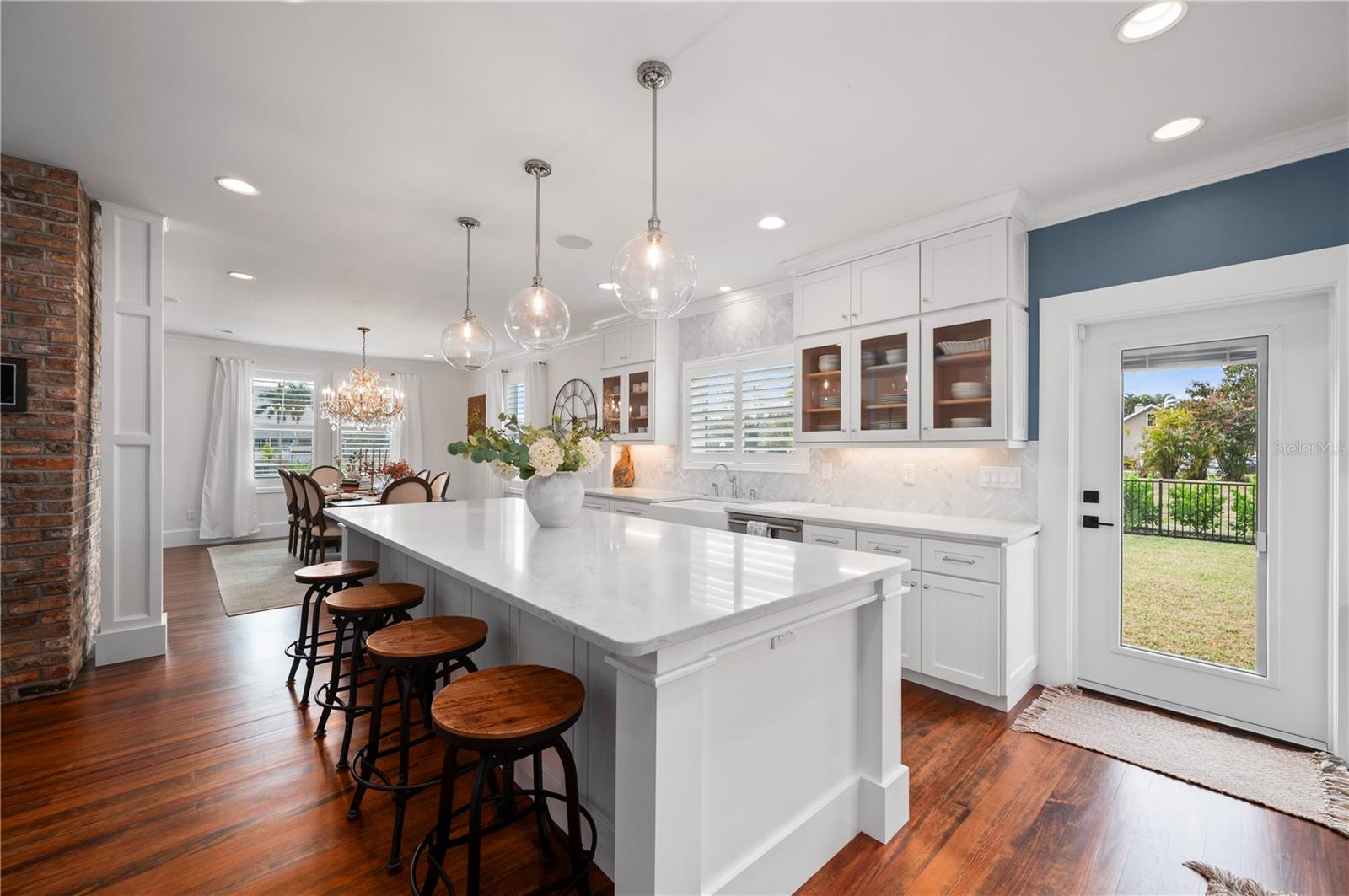 Image 26 of 84 For 359 Gill Street