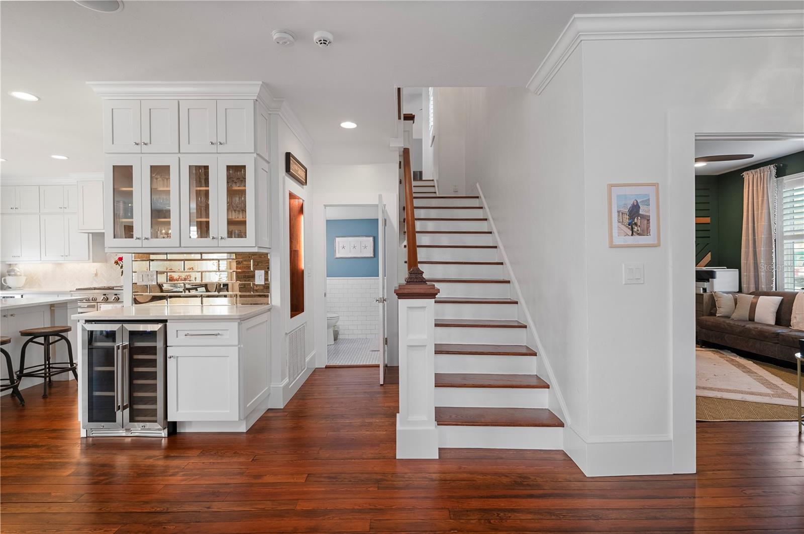 Image 32 of 84 For 359 Gill Street