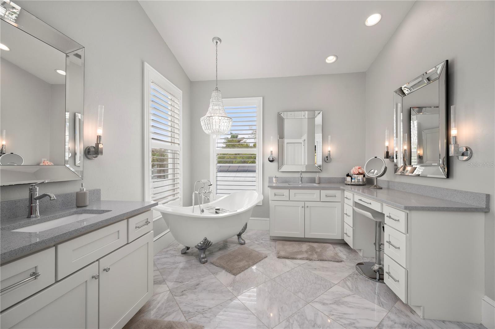 Image 4 of 84 For 359 Gill Street