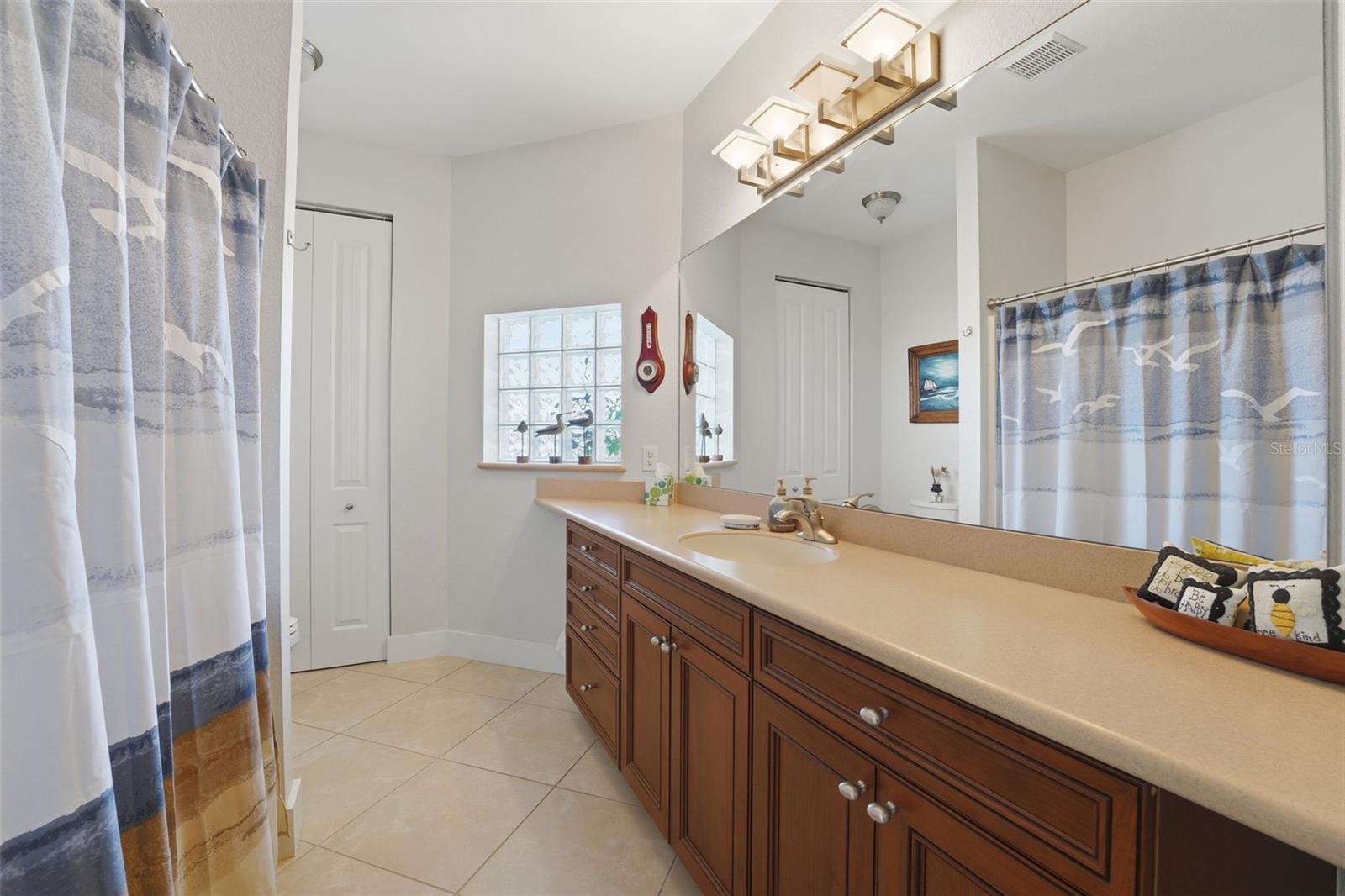 Image 34 of 59 For 3260 Peace River Drive