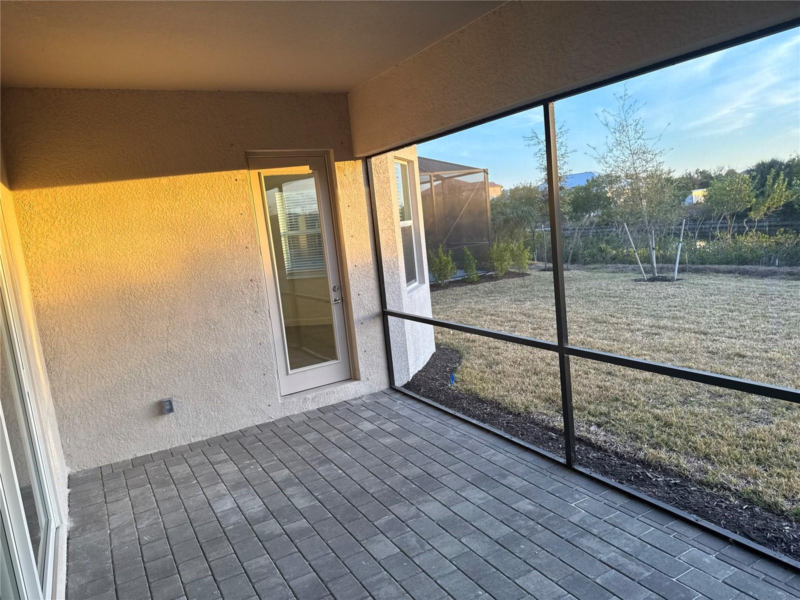 Image 5 of 28 For 7796 Lakes Edge Lane