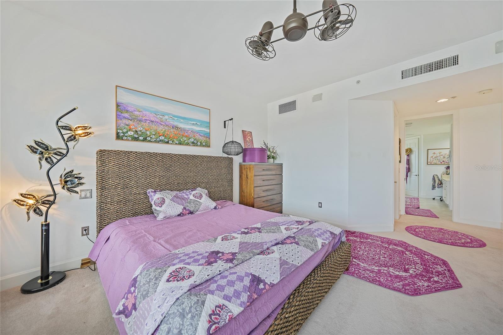 Image 20 of 45 For 2590 Beach Road 5