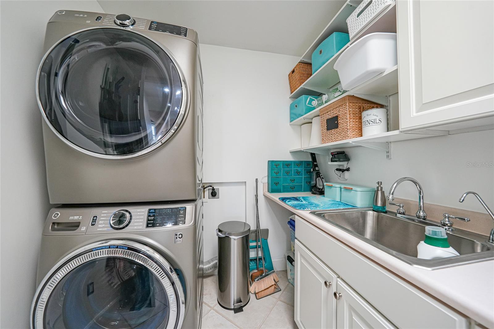 Image 42 of 45 For 2590 Beach Road 5