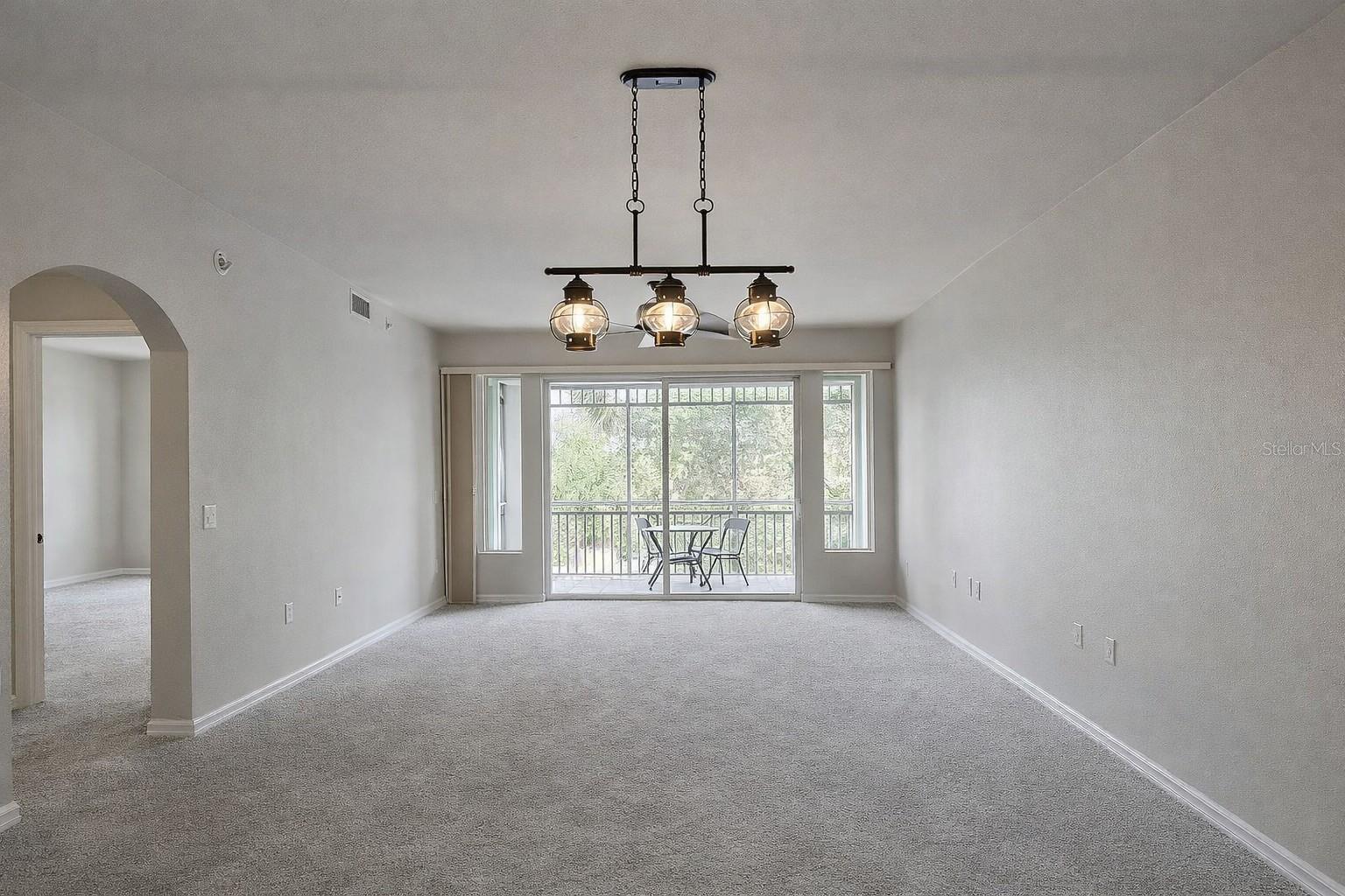 Image 9 of 16 For 5123 Melbourne Street D203