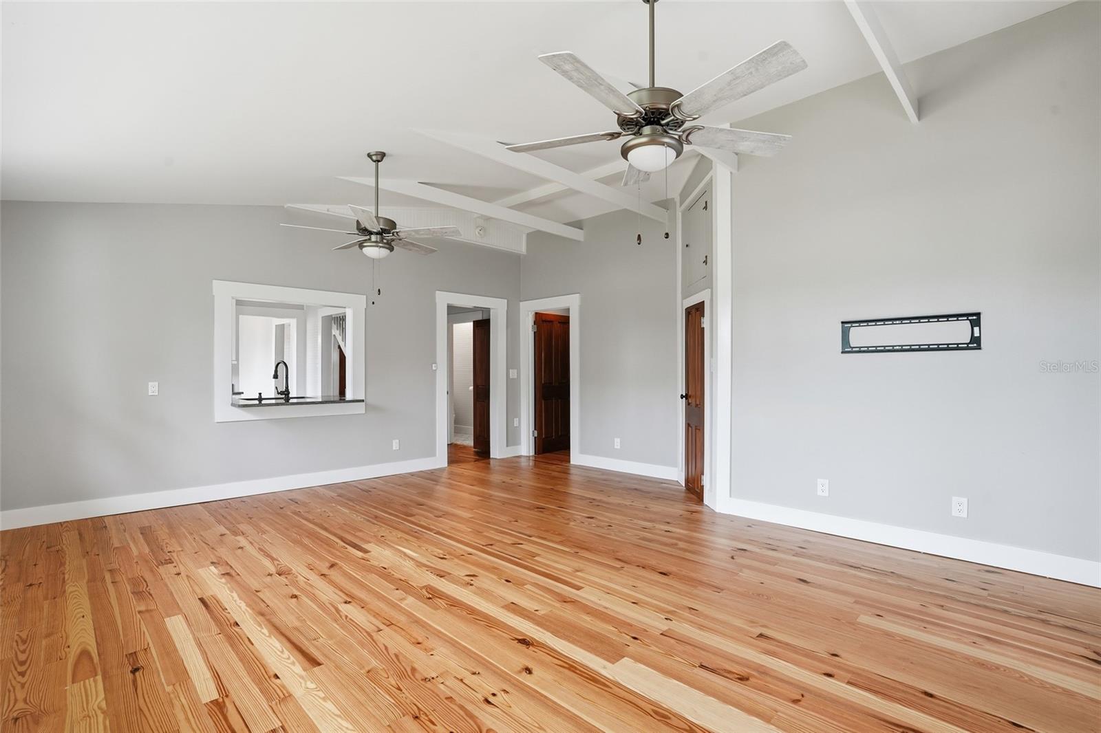 Image 14 of 70 For 115 Gill Street