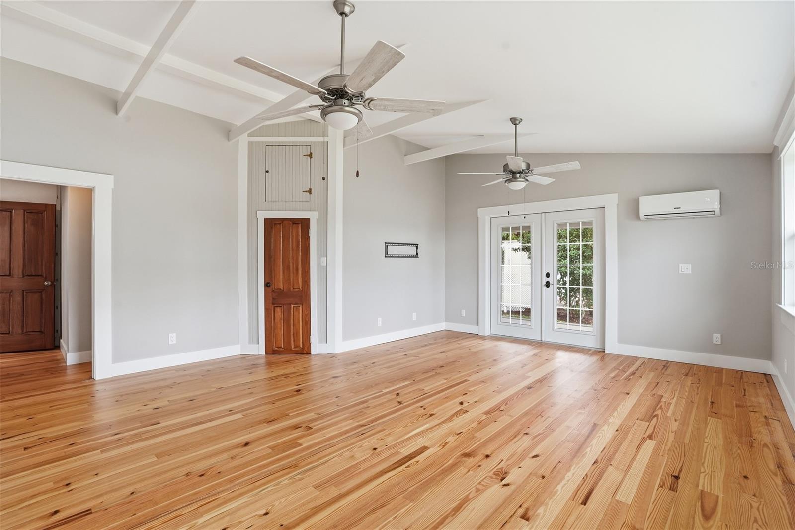 Image 15 of 70 For 115 Gill Street