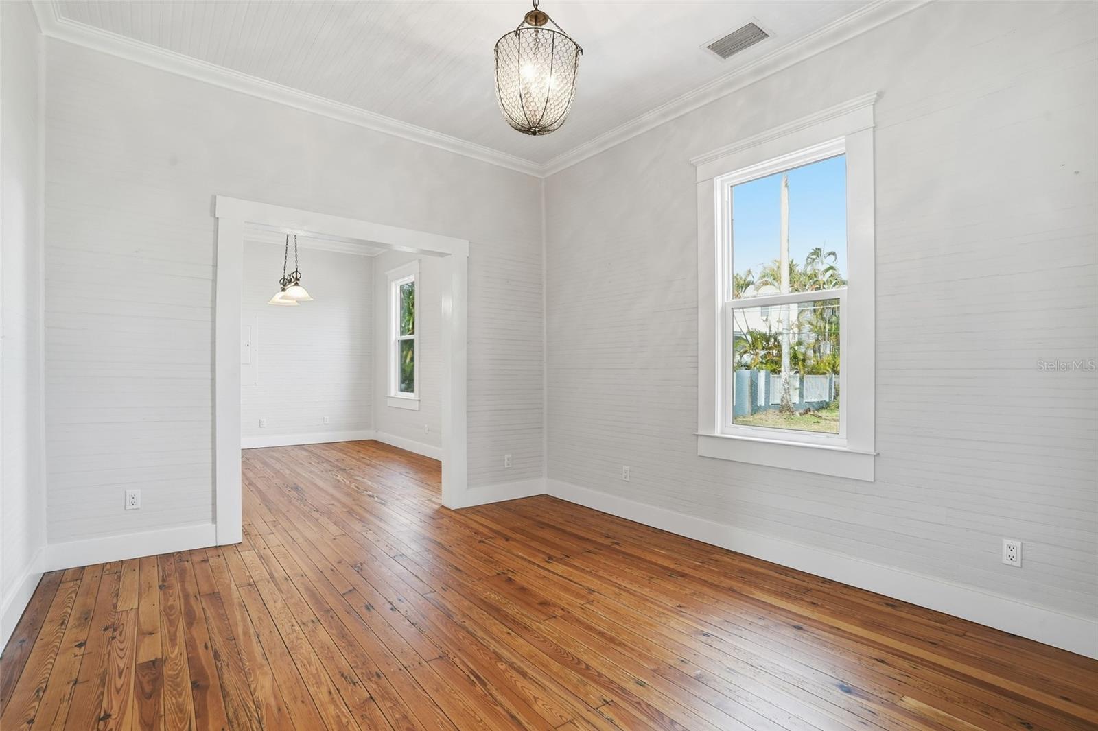 Image 35 of 70 For 115 Gill Street