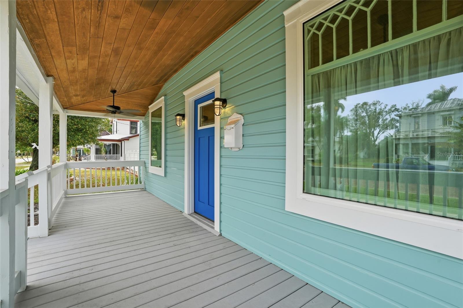 Image 4 of 70 For 115 Gill Street