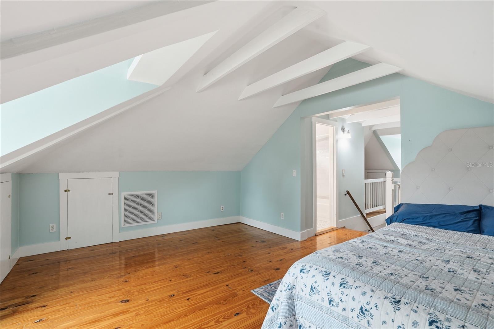 Image 47 of 70 For 115 Gill Street