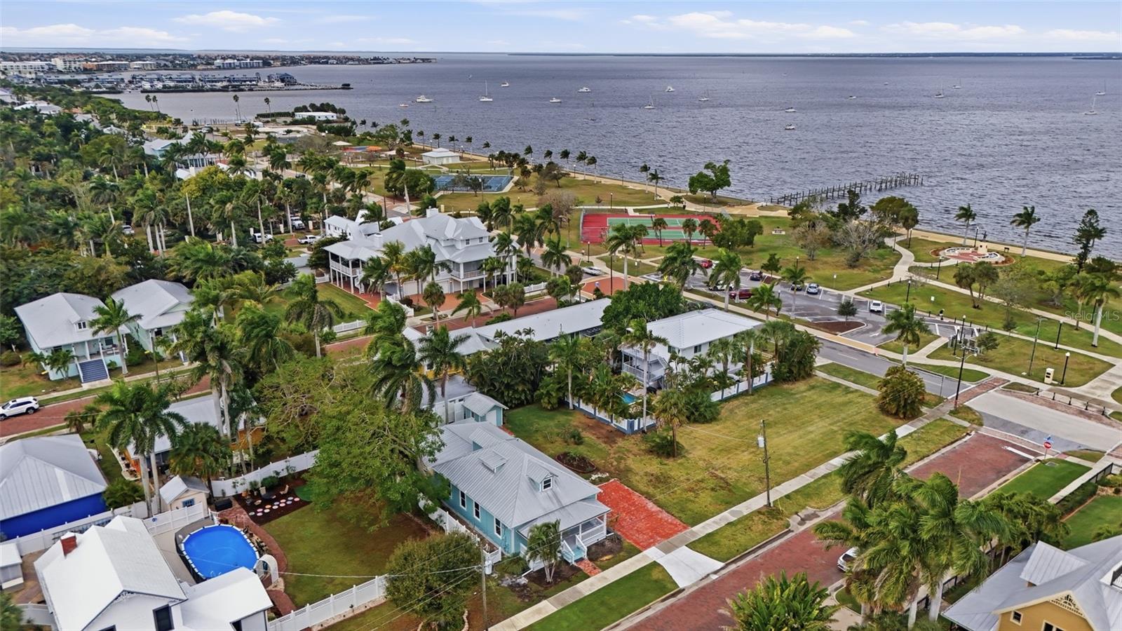 Image 8 of 70 For 115 Gill Street