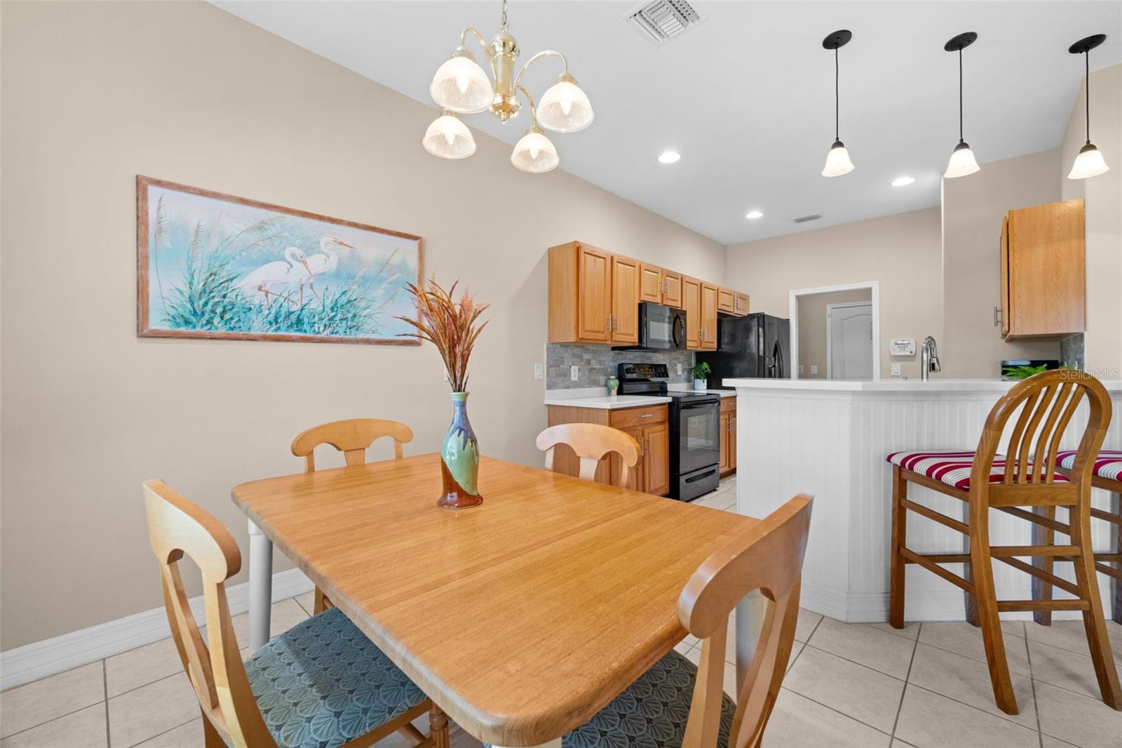 Image 10 of 37 For 2868 Suncoast Lakes Boulevard