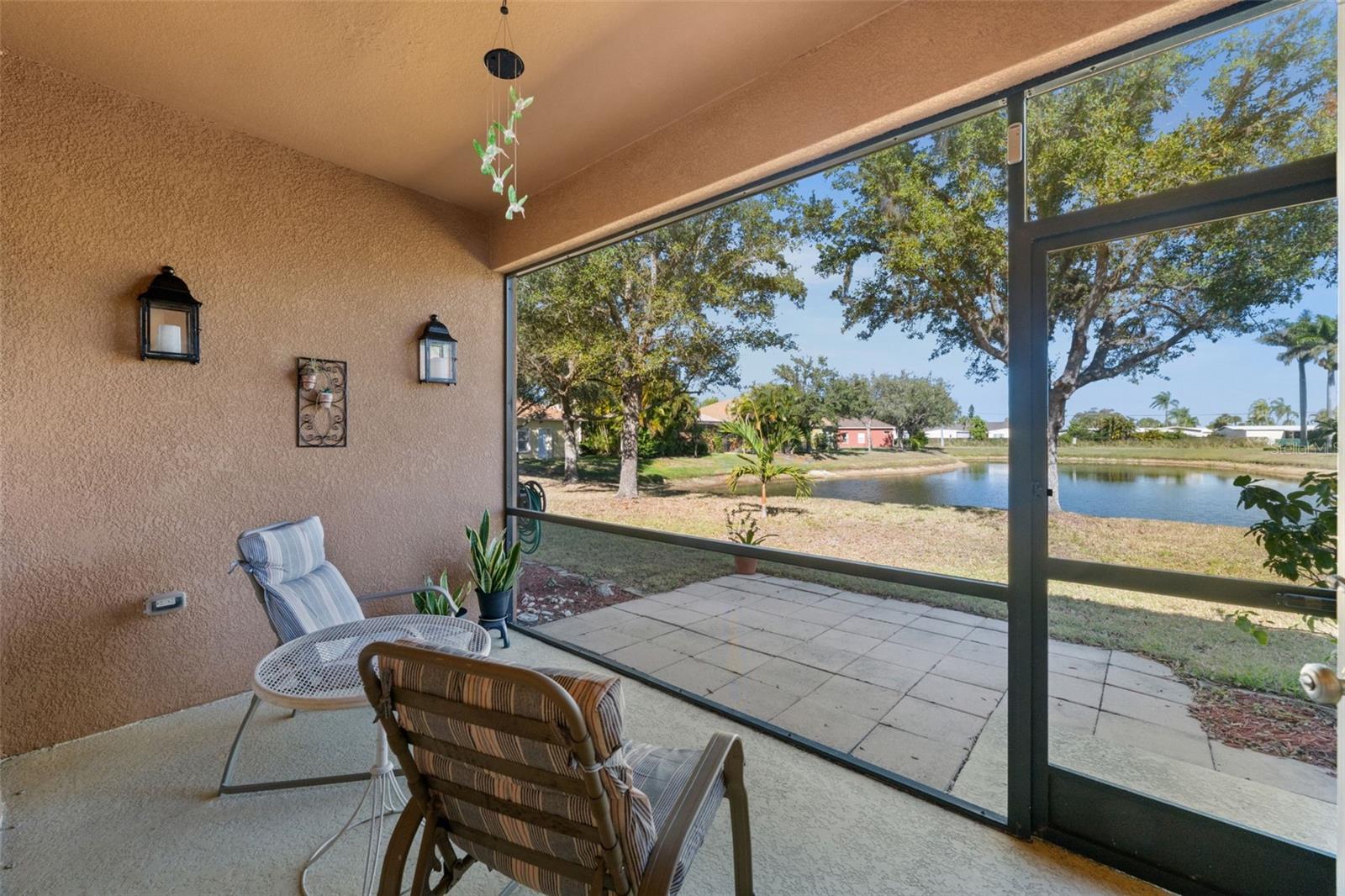 Image 24 of 37 For 2868 Suncoast Lakes Boulevard