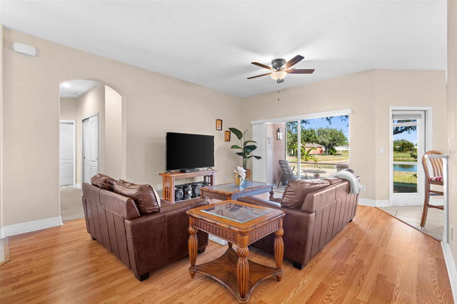 Image 6 of 37 For 2868 Suncoast Lakes Boulevard