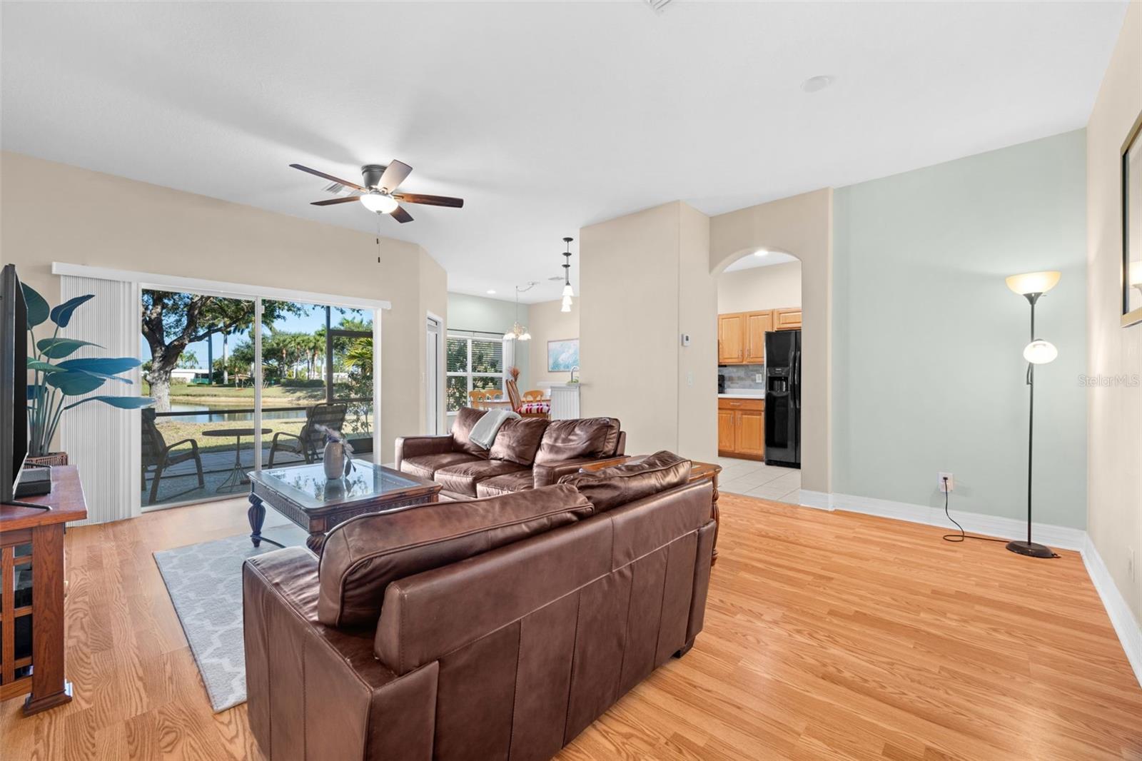 Image 7 of 37 For 2868 Suncoast Lakes Boulevard