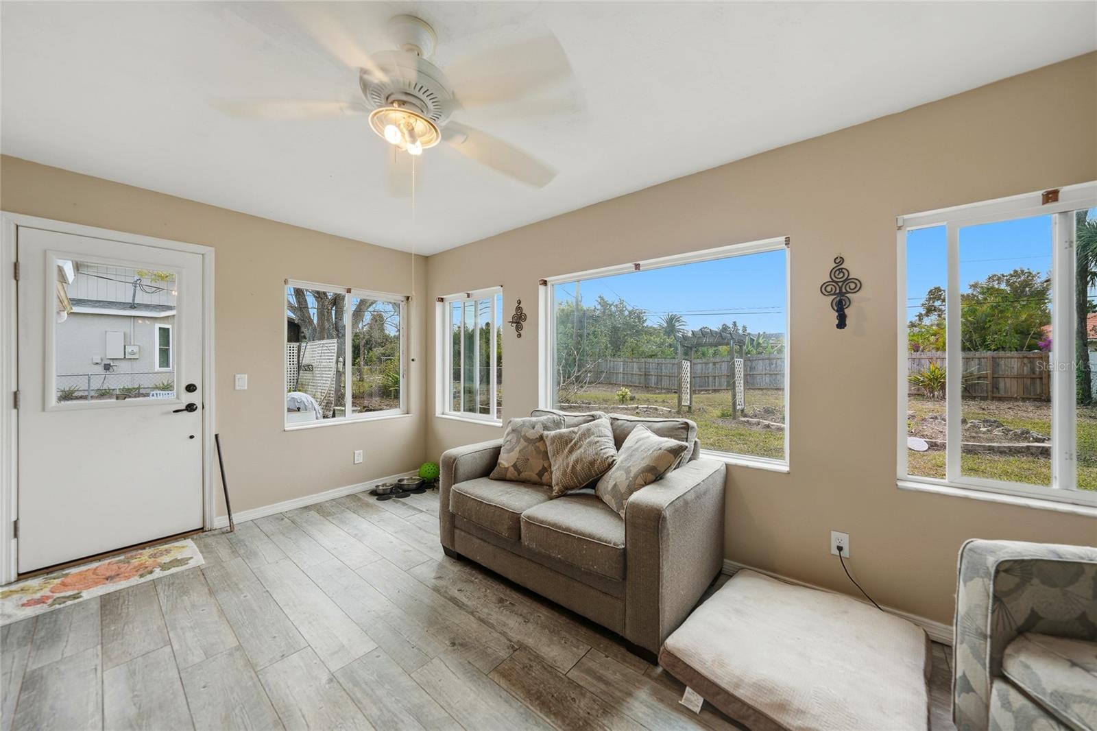 Image 11 of 28 For 7214 Snow Drive