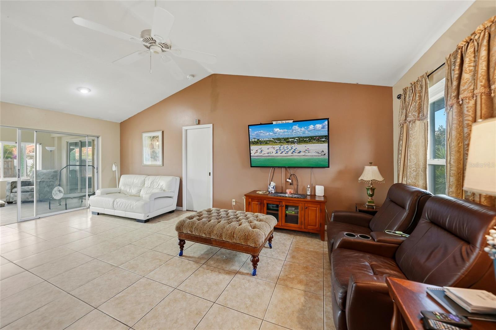 Image 4 of 28 For 7214 Snow Drive