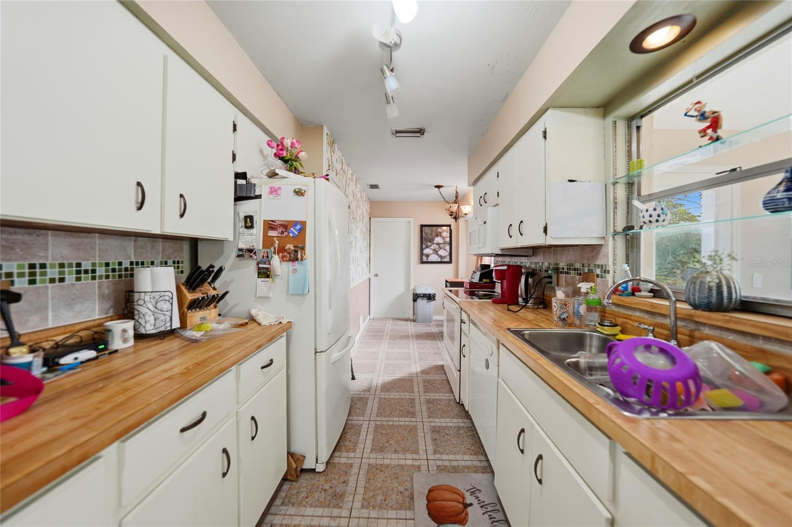 Image 9 of 28 For 7214 Snow Drive