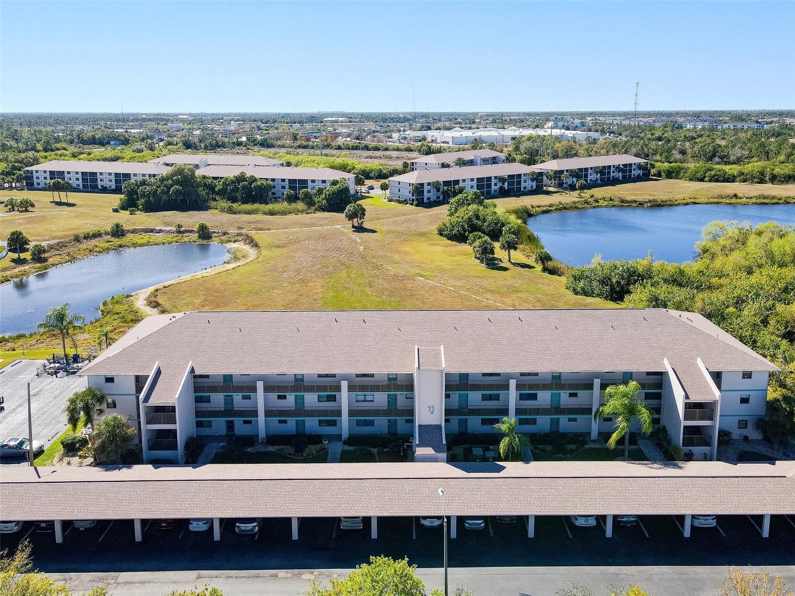 Image 3 of 48 For 175 Kings Highway 1131