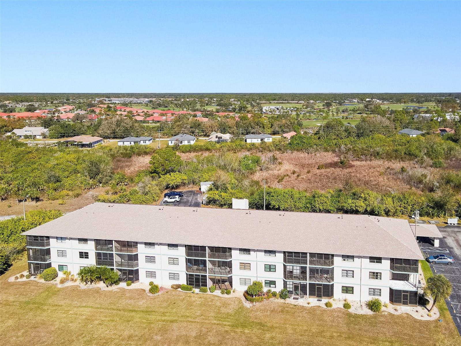 Image 41 of 48 For 175 Kings Highway 1131